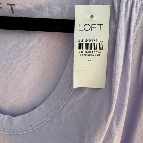 LOFT | Size M | Lavender V-Neck Tee | Smocked Cap Sleeves | NWT - Picture 3 of 4